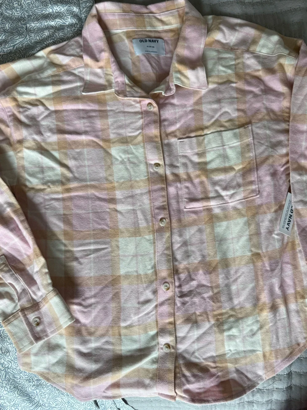 Old Navy Pink and Cream Plaid Button-Up Shirt